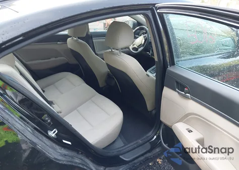 2018 Hyundai Elantra Sel из США, поврежденный, VIN KMHD84LF7JU504102